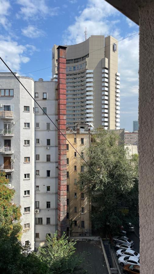Terrace Balcony Downtown Delight Old Town Oasis Center Universitate Square Old Town Bucarest