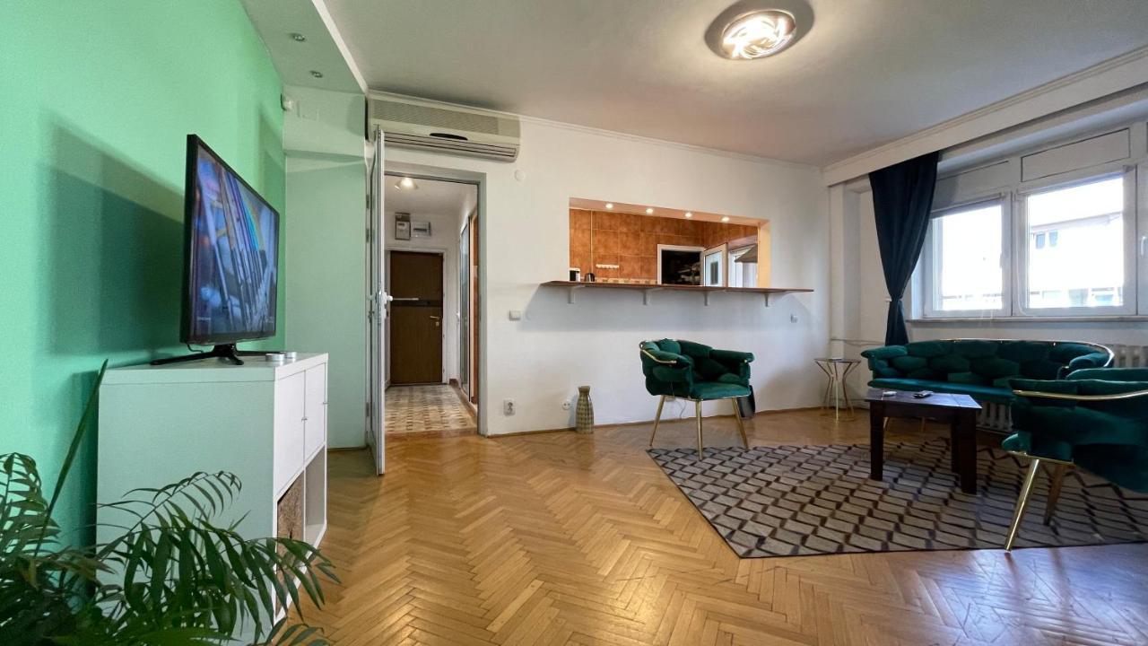 Terrace Balcony Downtown Delight Old Town Oasis Center Universitate Square Old Town * Bucarest